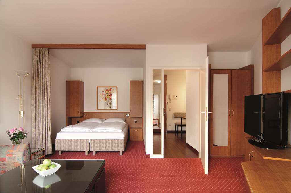 Derag Livinghotel Appartements Johann Wolfgang Frankfurt am Main Room photo